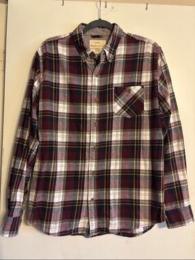 Weatherproof Vintage Men's Burgundy and White Button-Down Flannel